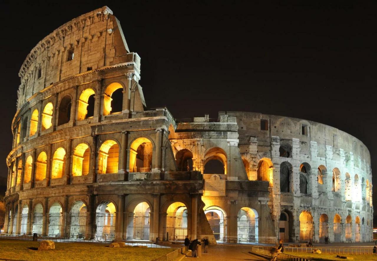 Romenjoy Colosseo Exteriér fotografie